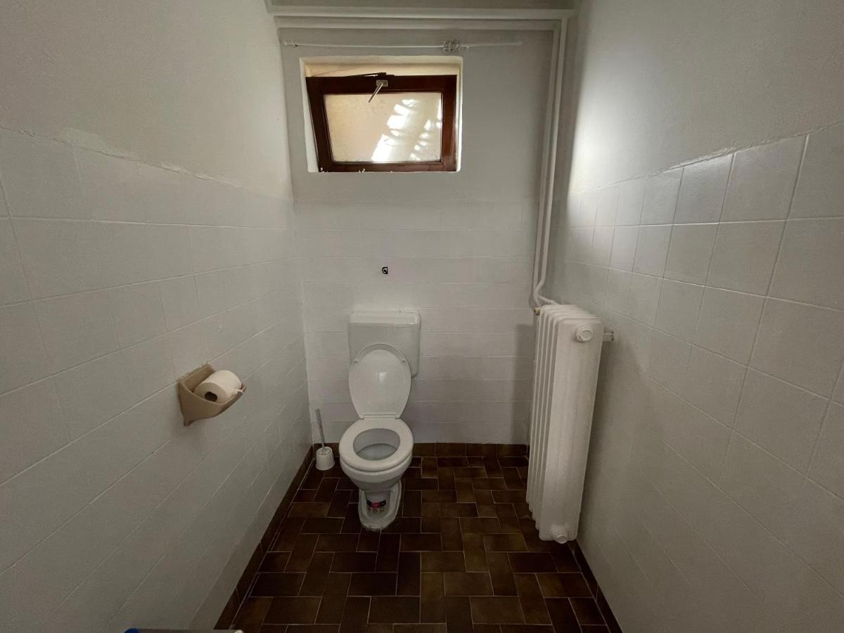 Szimpla Apartman Appartement Miskolc Buitenkant foto