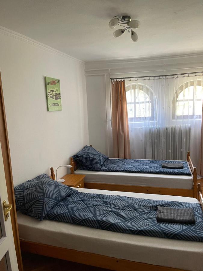 Szimpla Apartman Appartement Miskolc Buitenkant foto