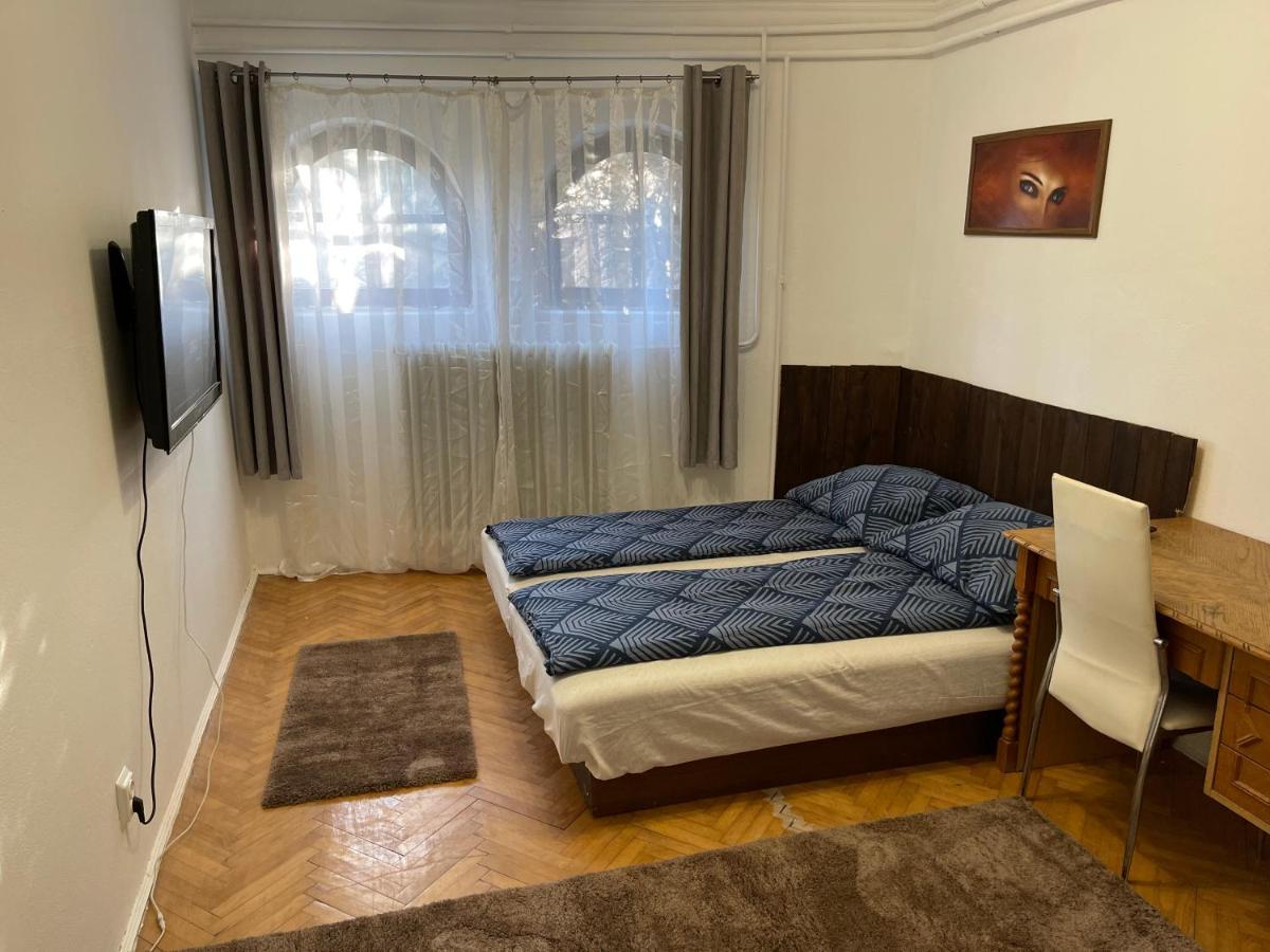 Szimpla Apartman Appartement Miskolc Buitenkant foto