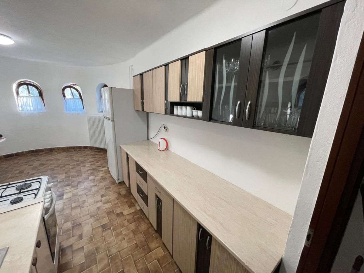 Szimpla Apartman Appartement Miskolc Buitenkant foto
